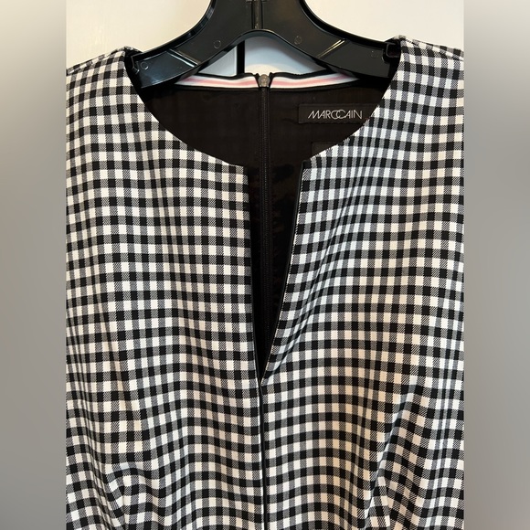 NWT Marc Cain shift dress. Size 5 in Marc Cain (L) - Picture 4 of 16